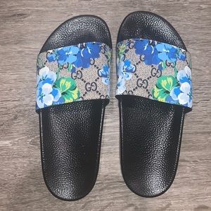 gucci slides floral .. my loss is your gain :)